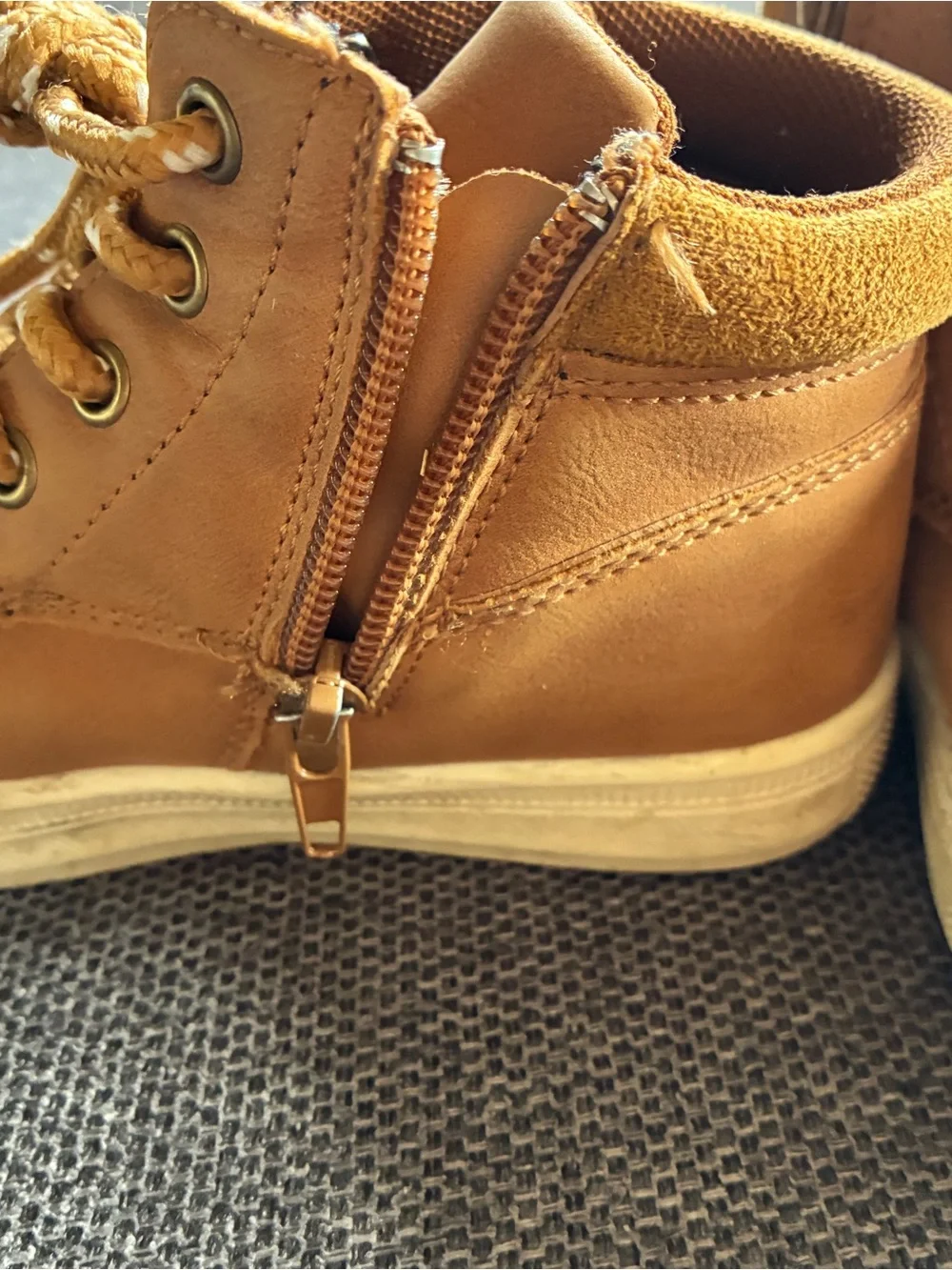 Toddler Boy Fall High Top Shoe Boot Size 27 (10.5)